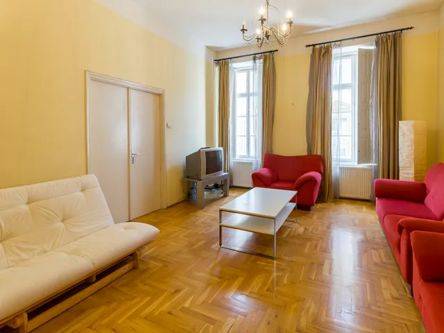 Eladó lakás Budapest V. kerület, Bank negyed 87 nm
