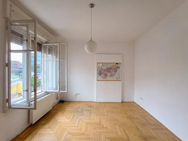 Eladó lakás Budapest VIII. kerület, Corvin negyed 85 nm