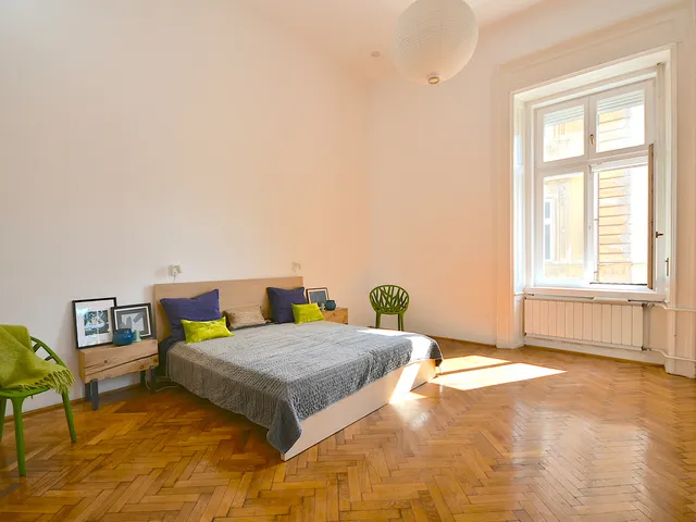 Eladó lakás Budapest I. kerület, Tabán, Döbrentei 89 nm