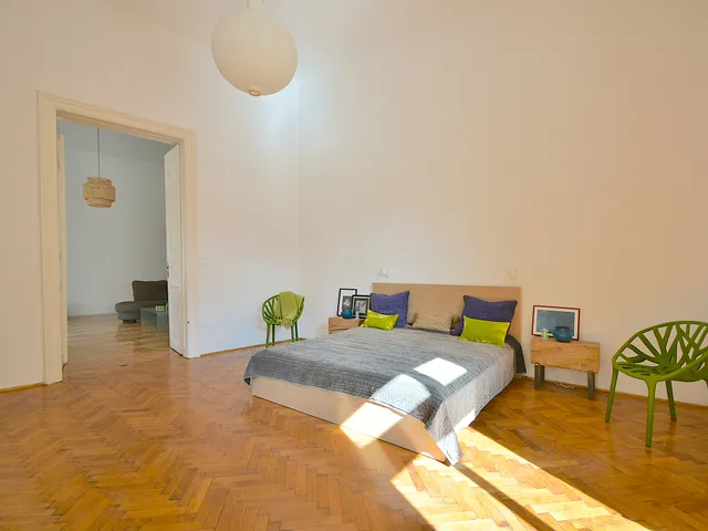 Eladó lakás Budapest I. kerület, Tabán, Döbrentei 89 nm