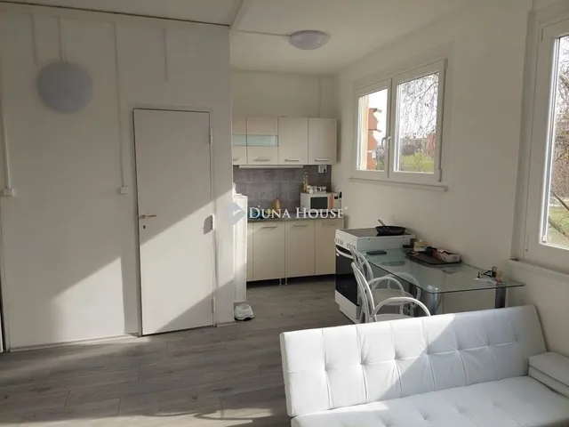 Eladó lakás Budapest XXI. kerület, Erdősor 52 nm