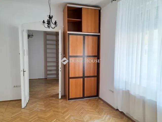 Eladó lakás Budapest XI. kerület 70 nm