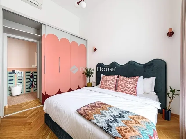 Eladó lakás Budapest VI. kerület, Nagykörúton belüli terület 77 nm