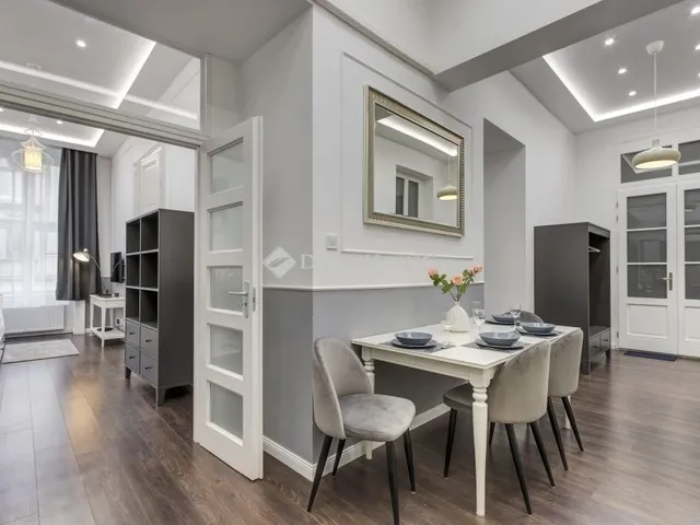 Eladó lakás Budapest V. kerület, Belváros 100 nm