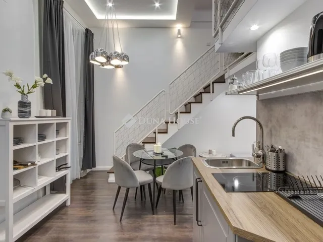 Eladó lakás Budapest V. kerület, Belváros 100 nm