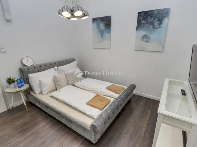 Eladó lakás Budapest V. kerület, Belváros 100 nm