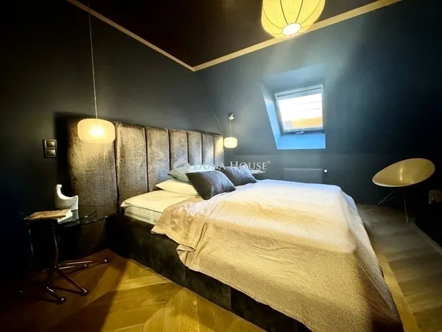 Eladó lakás Budapest VI. kerület, Nagykörúton kívüli terület 92 nm