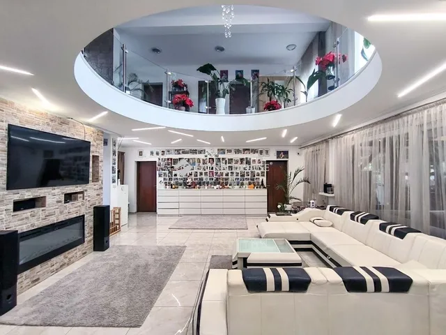 Eladó ház Kiskunlacháza 400 nm