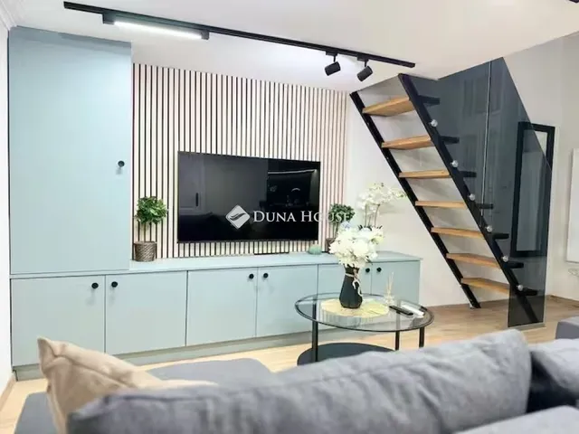 Eladó lakás Budapest VI. kerület, Nagykörúton belüli terület 98 nm