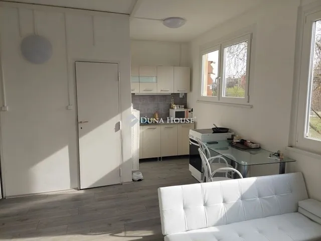Eladó lakás Budapest XXI. kerület, Erdősor 52 nm