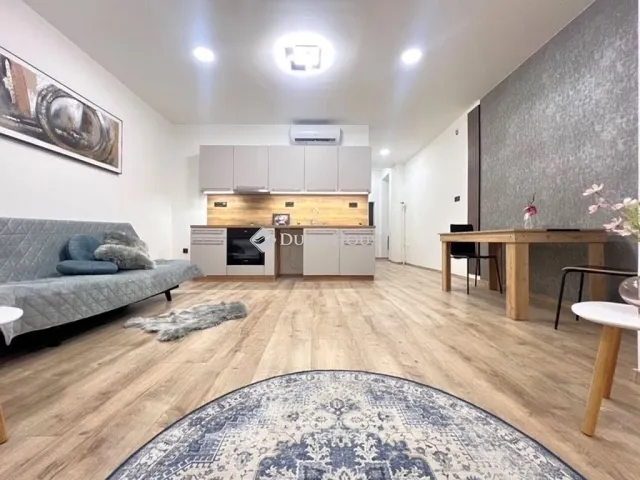 Eladó lakás Budapest VI. kerület, Nagykörúton kívüli terület 96 nm