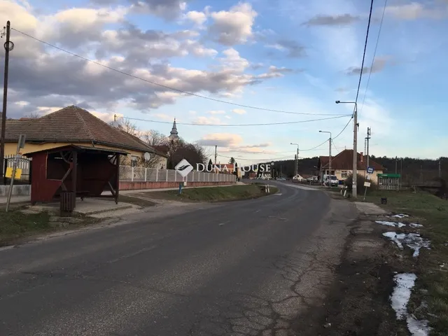 Eladó telek Pánd 728 nm