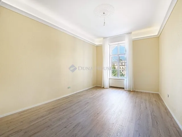 Eladó lakás Budapest V. kerület, Belváros 52 nm