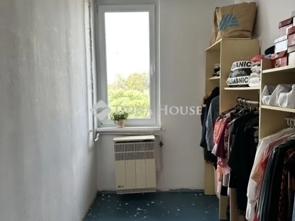 Eladó lakás Budapest XVI. kerület, Petőfikert 43 nm