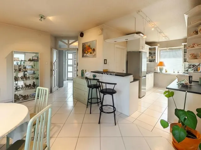 Eladó lakás Budapest XVI. kerület, Rákosszentmihály 248 nm