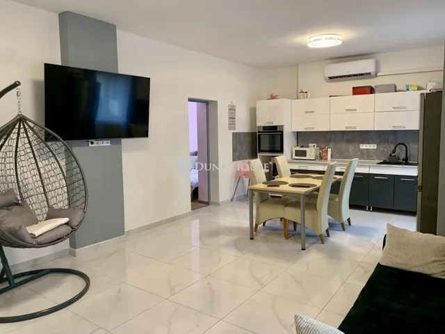 Eladó lakás Fót 71 nm