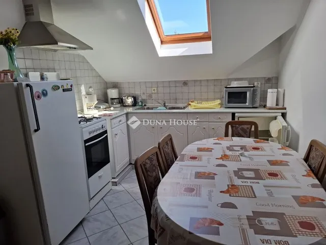 Eladó ház Balatonföldvár 260 nm