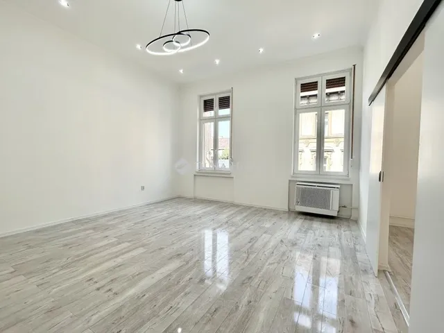 Eladó lakás Budapest VII. kerület 68 nm