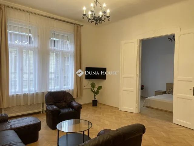 Kiadó lakás Budapest VI. kerület, Nagykörúton kívüli terület 83 nm