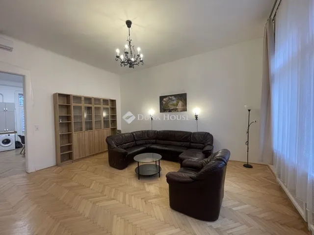 Kiadó lakás Budapest VI. kerület, Nagykörúton kívüli terület 83 nm