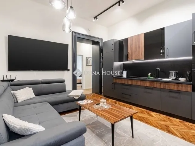 Eladó lakás Budapest IX. kerület 105 nm