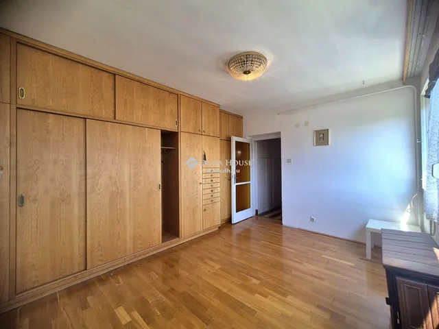 Eladó lakás Budapest II. kerület 60 nm