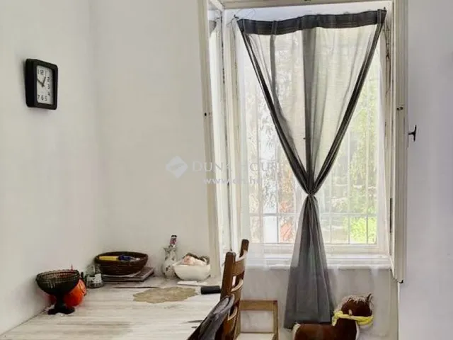 Eladó lakás Budapest II. kerület 31 nm