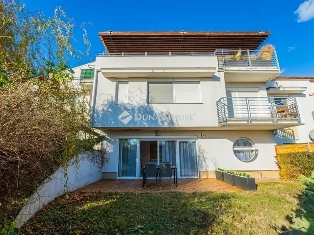 Eladó lakás Budapest III. kerület 77 nm