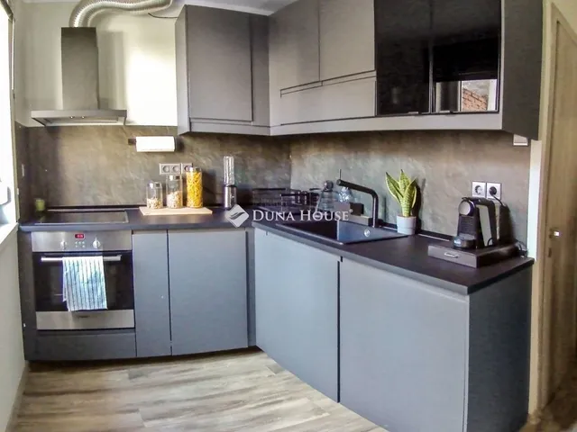 Eladó lakás Budapest V. kerület 57 nm