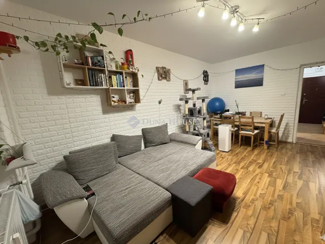 Eladó lakás Budapest III. kerület, Békásmegyer 52 nm