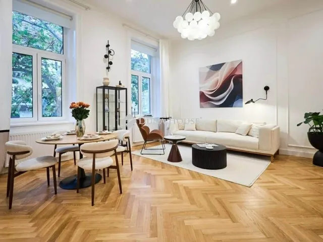 Eladó lakás Budapest VI. kerület 80 nm