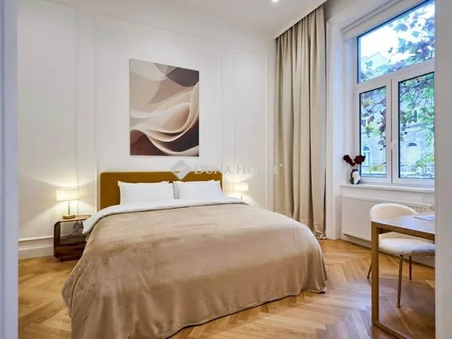 Eladó lakás Budapest VI. kerület 80 nm