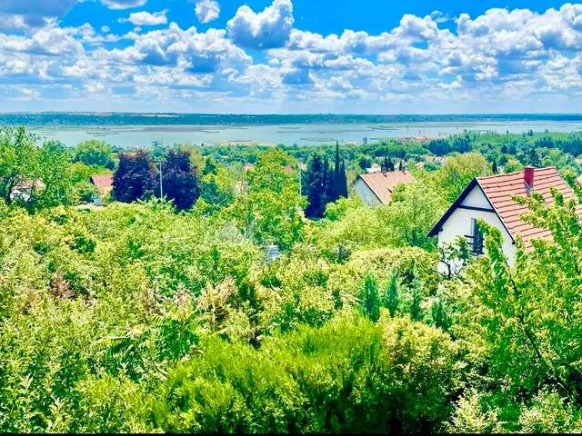 Eladó ház Velence 97 nm