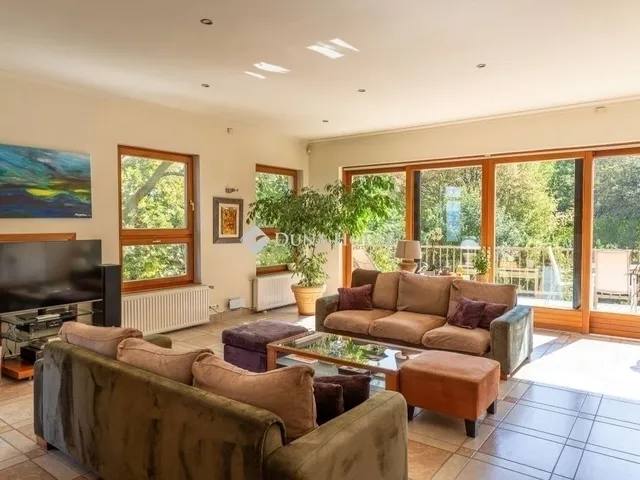 Eladó lakás Budapest III. kerület 157 nm