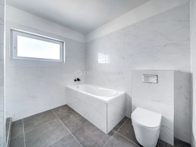 Eladó ház Mogyoród 140 nm