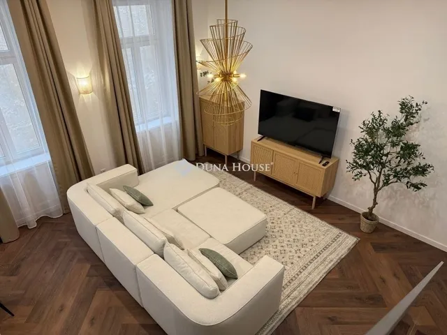 Eladó lakás Budapest VIII. kerület, Palotanegyed 70 nm