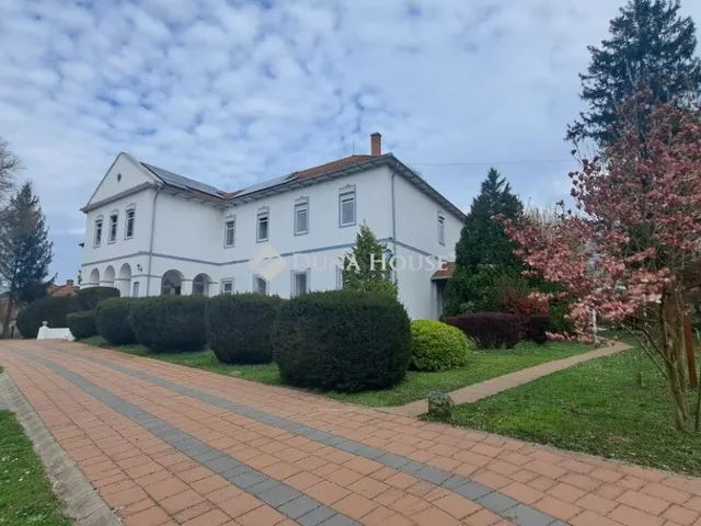 Eladó ház Misefa 1050 nm