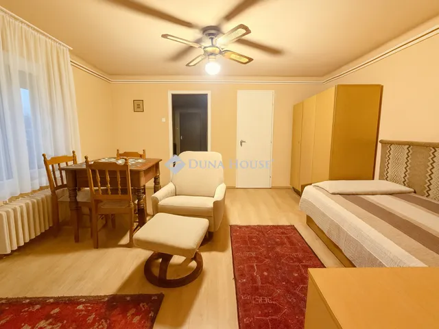 Eladó ház Fót 137 nm