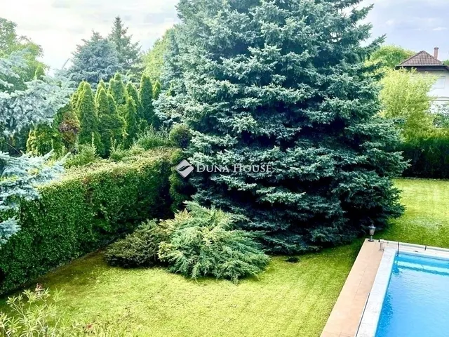 Eladó ház Budapest XVI. kerület 227 nm