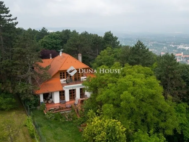 Eladó ház Solymár 245 nm