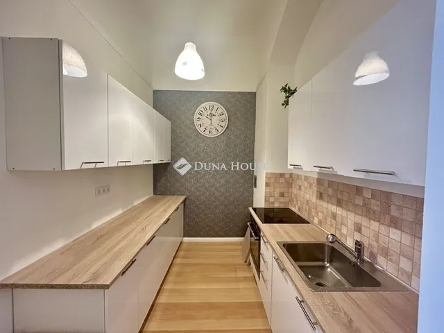 Eladó lakás Budapest VII. kerület 70 nm