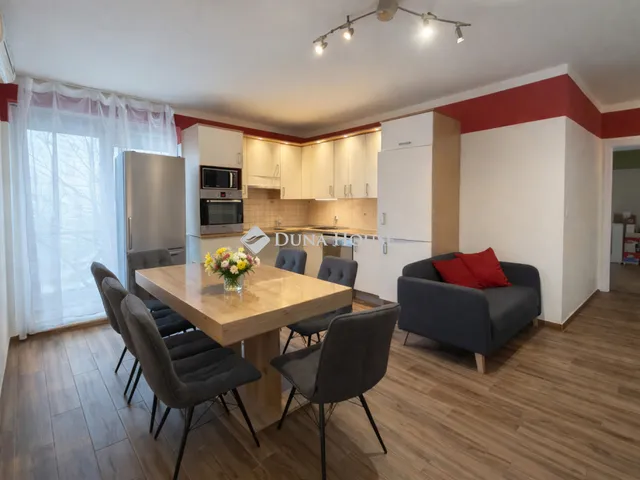 Eladó lakás Dunakeszi 75 nm