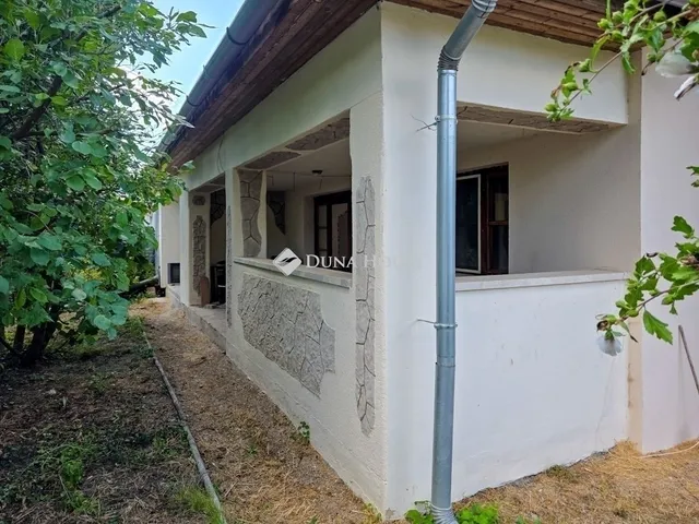 Eladó ház Velence 76 nm