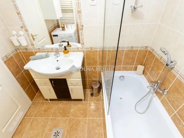 Eladó lakás Budapest VI. kerület, Diplomatanegyed 88 nm