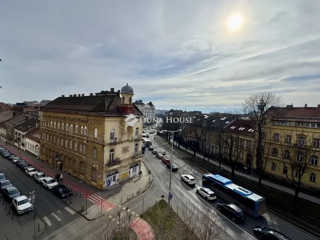 Eladó lakás Budapest II. kerület 89 nm