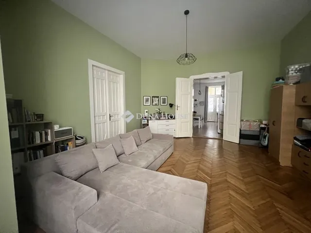 Eladó lakás Budapest II. kerület 81 nm