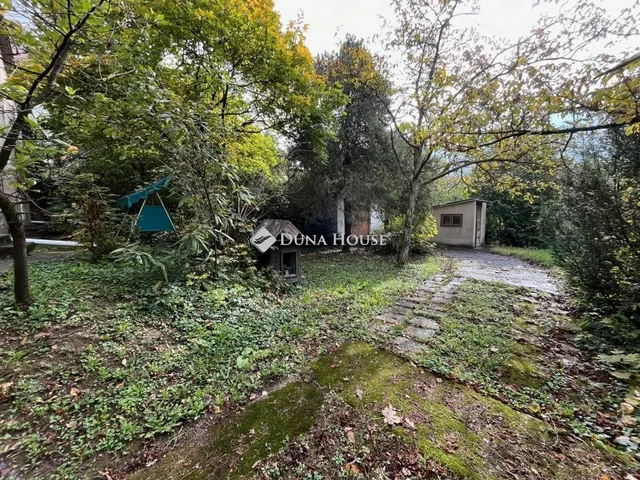 Eladó telek Budapest II. kerület, Pasarét 715 nm