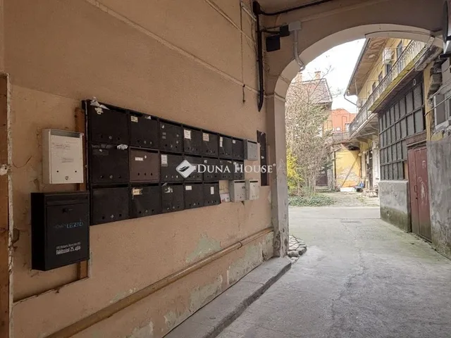 Eladó lakás Budapest VIII. kerület 74 nm