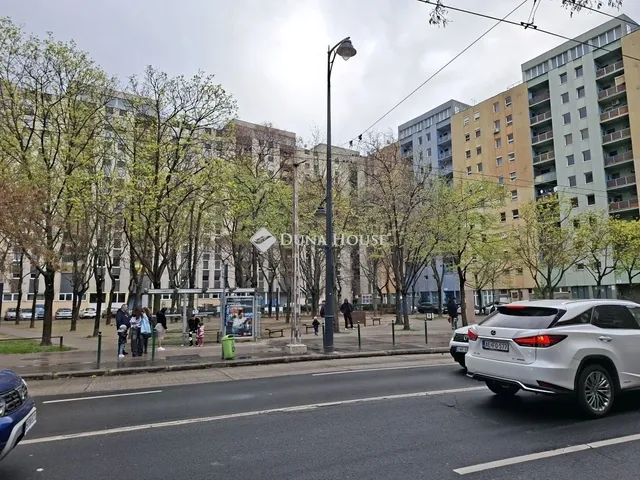 Eladó lakás Budapest VIII. kerület 74 nm