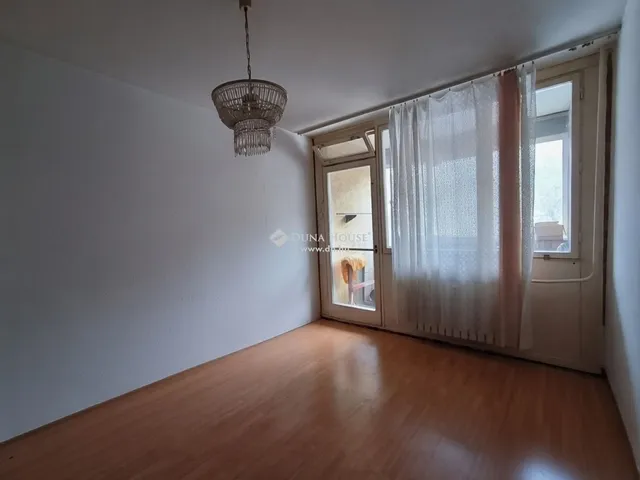 Eladó lakás Budapest III. kerület 66 nm